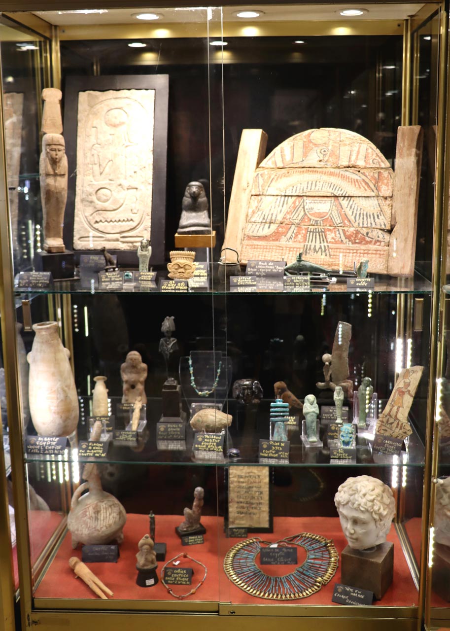 objets de Curiosité du Monde entier